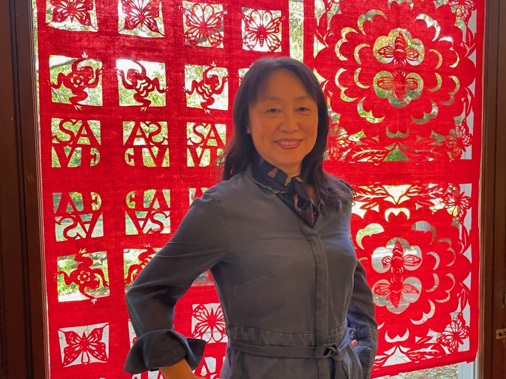Zhonghe (Elena) Li, Chinese Papercutting Artist, 2022